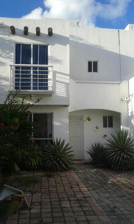 Casa Mariposas Apartment Cancun Exterior photo